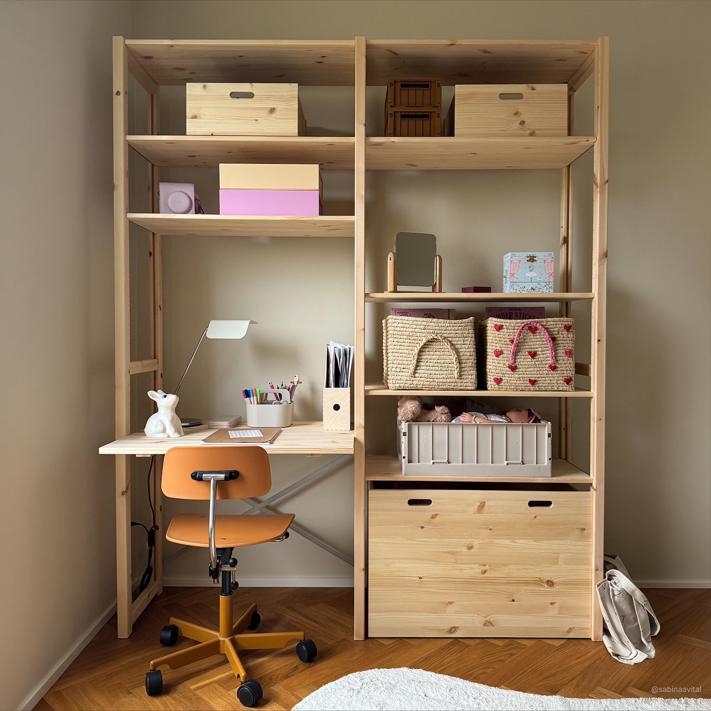 Agger stigereol (Large) - Natur | med skrivebord