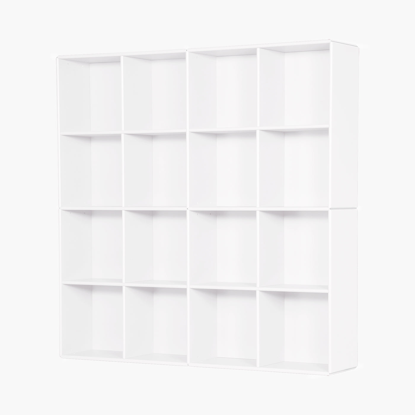 Hvid Bronx vægreol 117x117 cm monteret på væg med fire åbne hylder uden genstande.