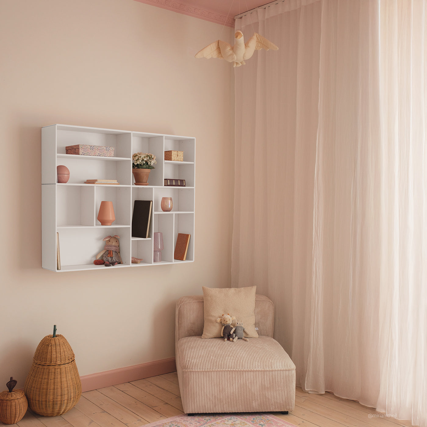 Helena vægreol - Hvid | 117x97 cm