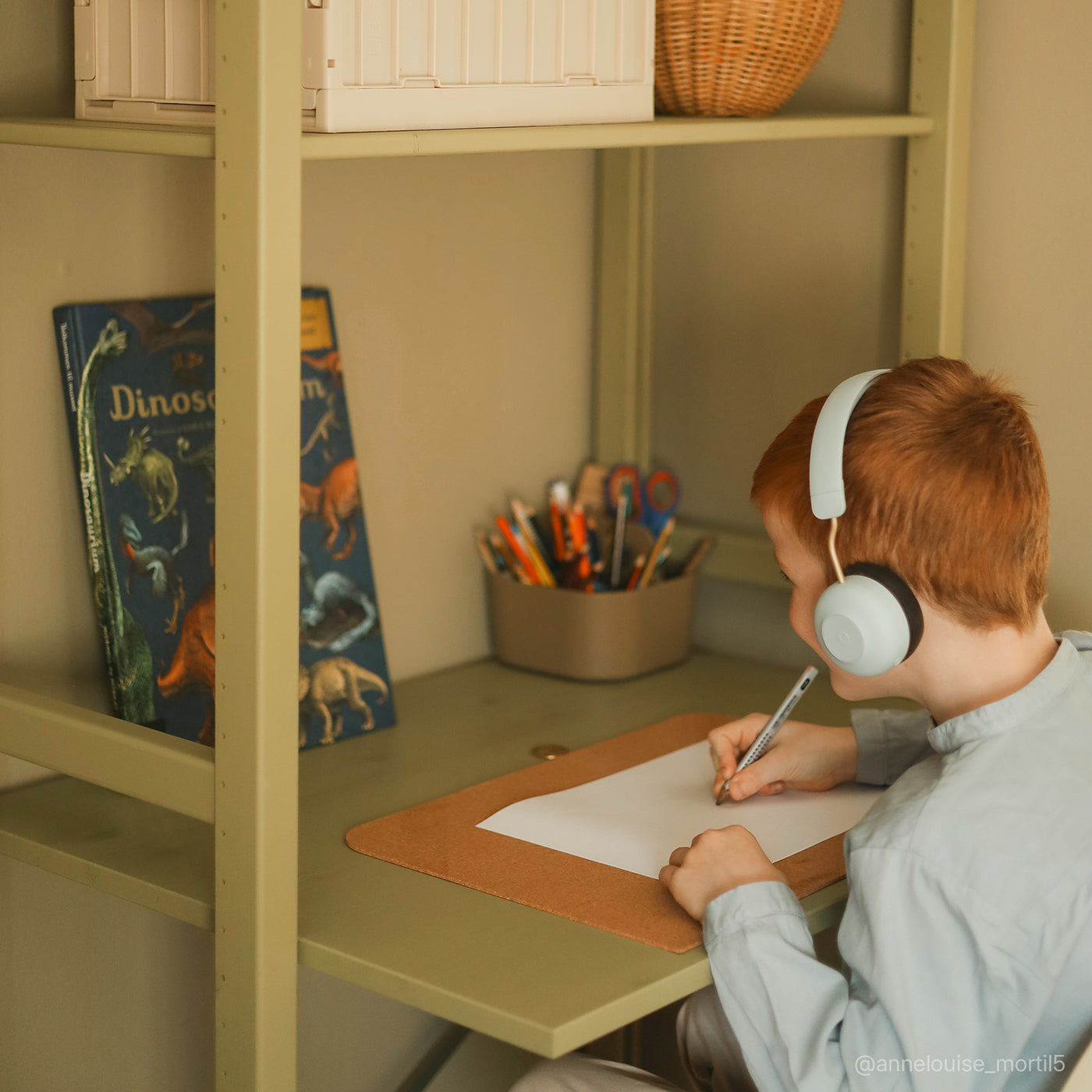 Agger stigereol - Olive | med skrivebord