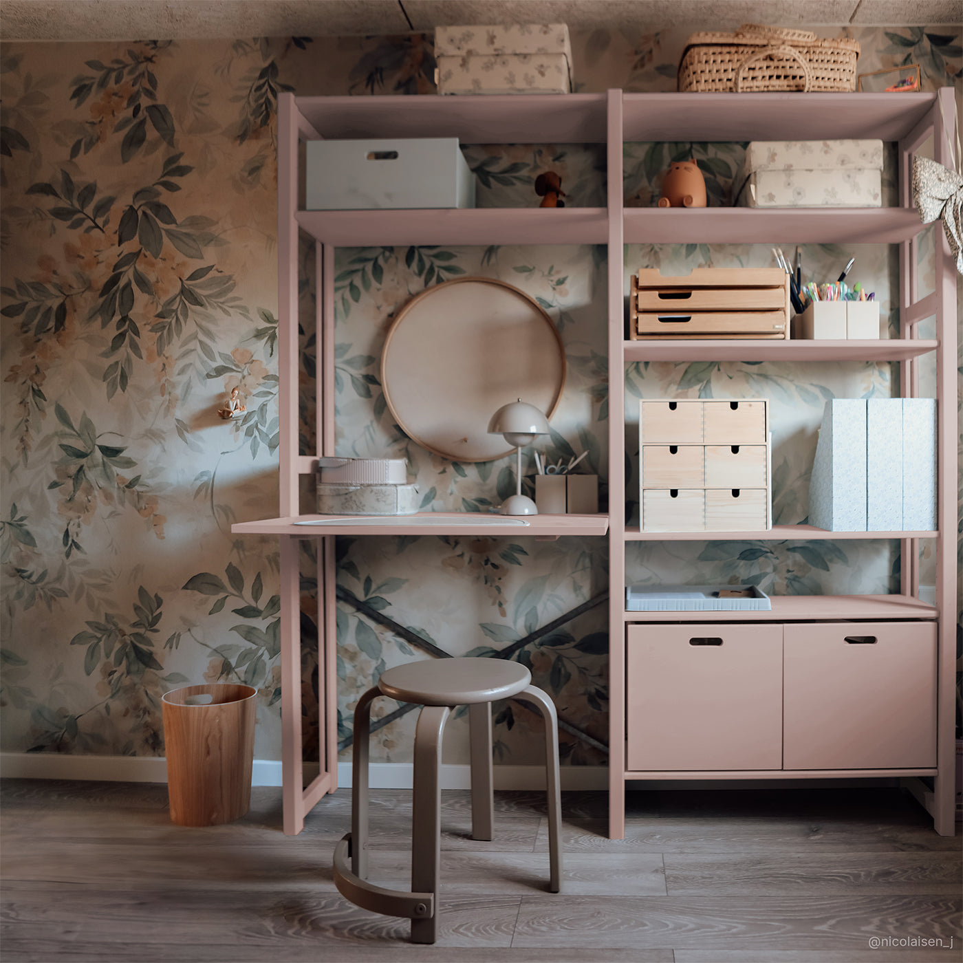 Agger stigereol (Large) - Blush | med skrivebord