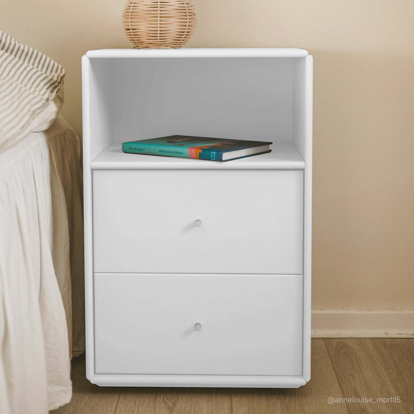 Joliet natbord - Hvid | med 2 skuffer 40x60 cm