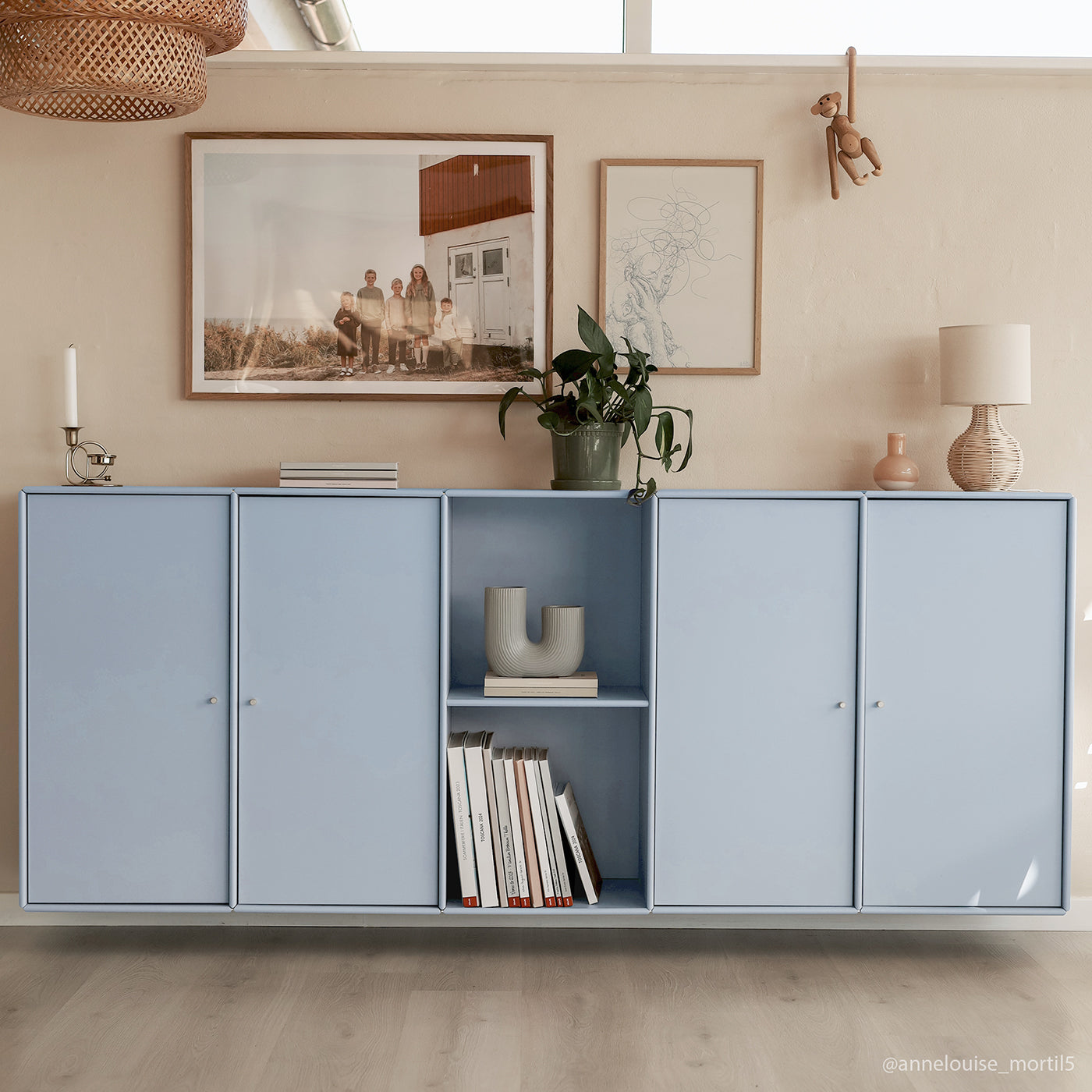 Savannah skænk - Himalayan Blue | væghængt 193x79 cm