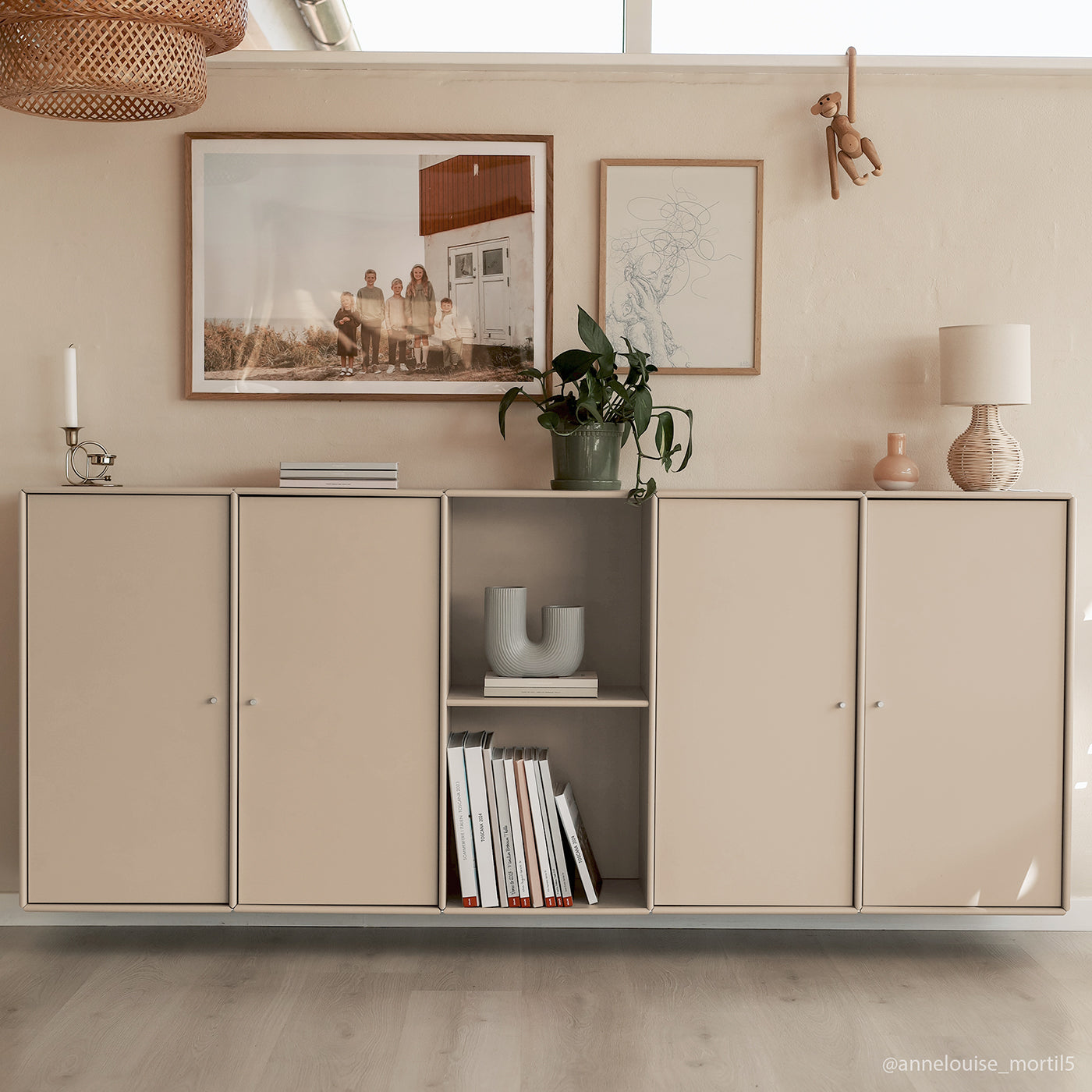 Savannah skænk - Sand | væghængt 193x79 cm